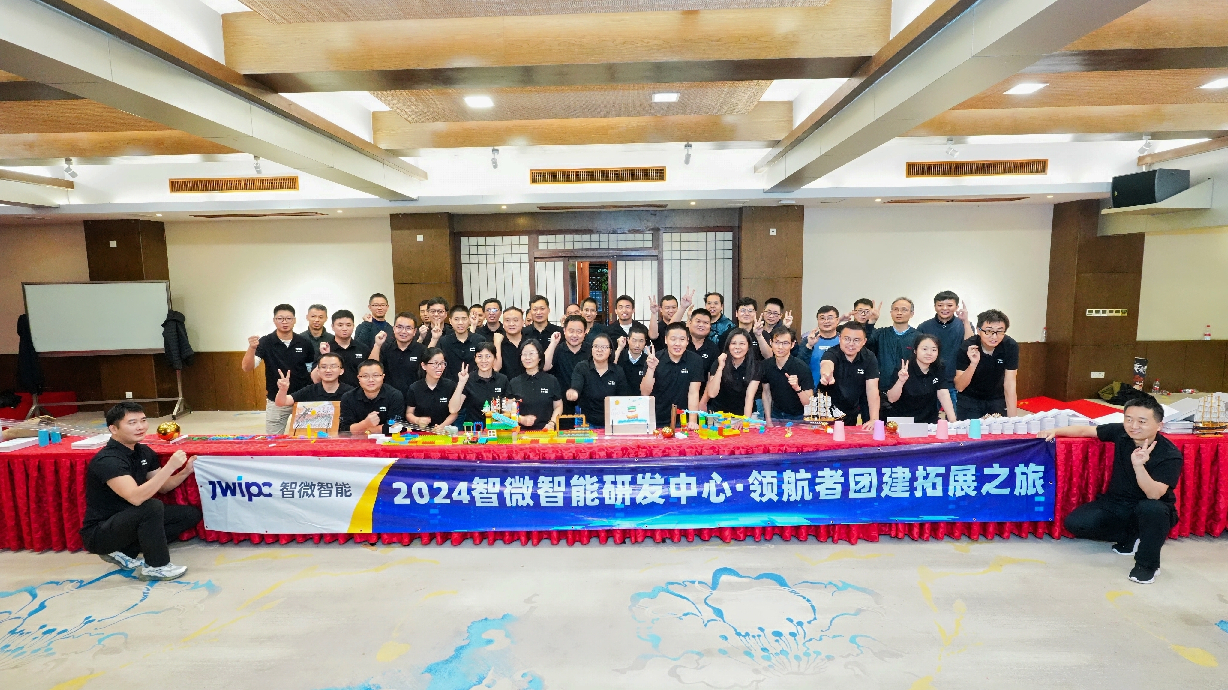 2121�Ƿ��ٷ���վ�з����ġ��캽���Ž�